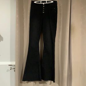 Black stretchy jeans